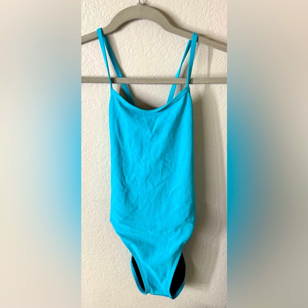 JOLYN Nichole swim onesise. Useds but haven’t worn in years, in good condition